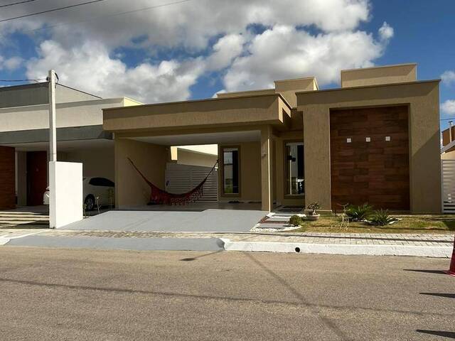 #1107 - Casa em condomínio para Locação em Parnamirim - RN