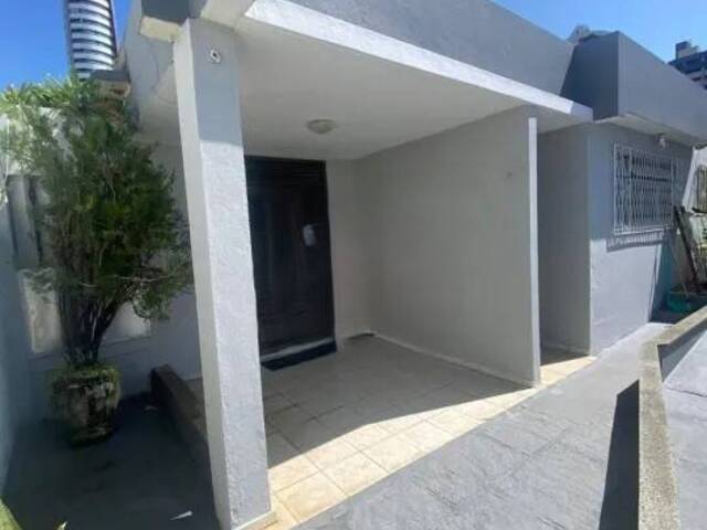 #1102 - Casa para Locação em Natal - RN