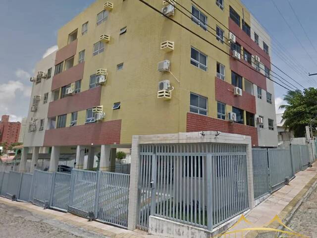 #823 - Apartamento para Locação em Natal - RN